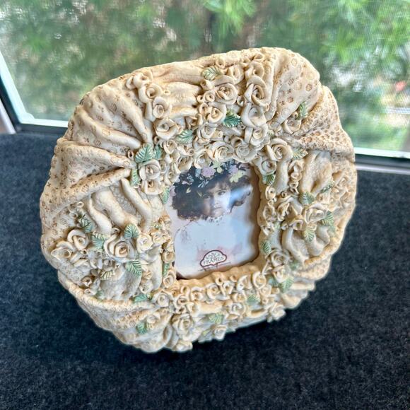 1989 Fancy Frames by United Design Floral Lace Resin Picture Frame - Picture 9 of 13